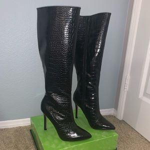 Catherine Malandrino croc patent leather knee high stiletto heel boot size 7.5